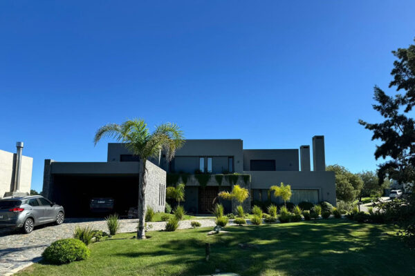 WhatsApp-Image-2024-04-28-at-13.17.50