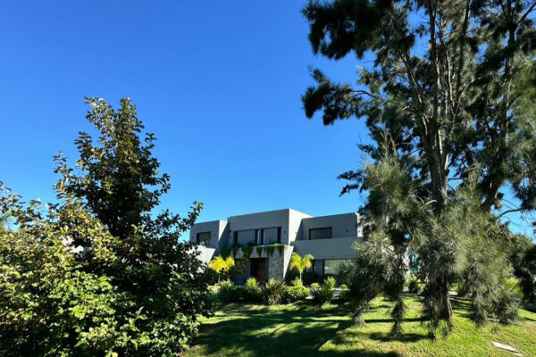 WhatsApp-Image-2024-04-28-at-13.17.51